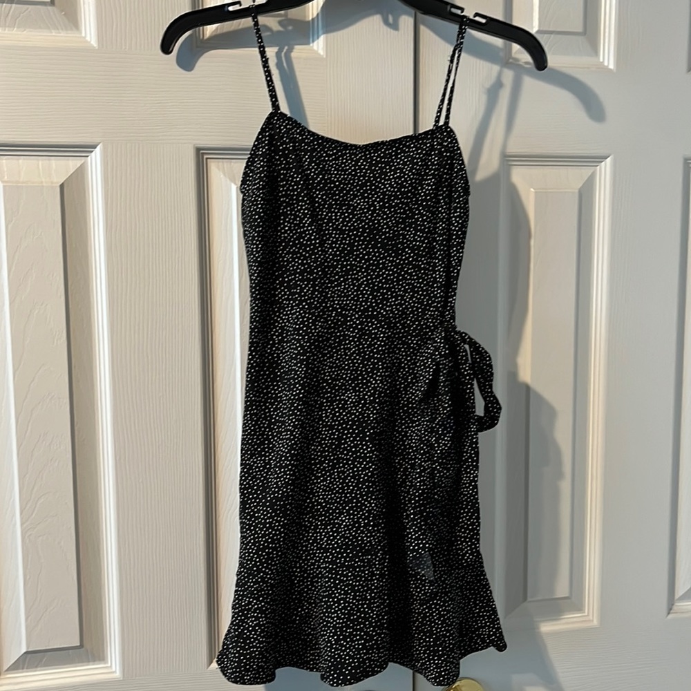 Express dress. Beautiful dress that can be casual or dressed up.